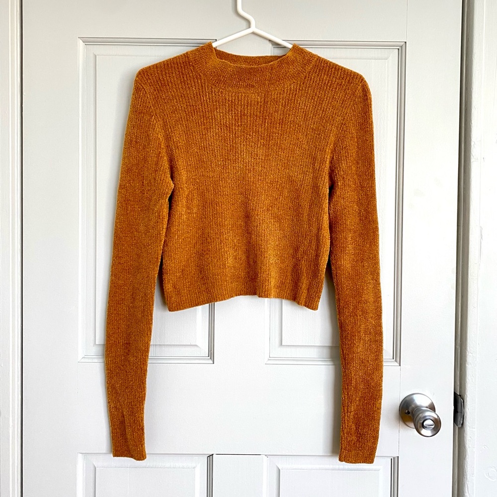 Gold/mustard yellow F21 chenille crop sweater S
